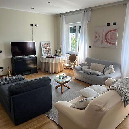 Luxury Center Appartment نوفي ليغوري المظهر الخارجي الصورة